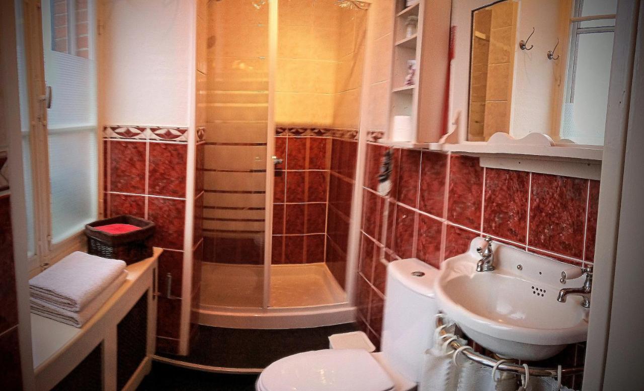 Le Bonnet De Nuit Bed & Breakfast Chalmoux Luaran gambar